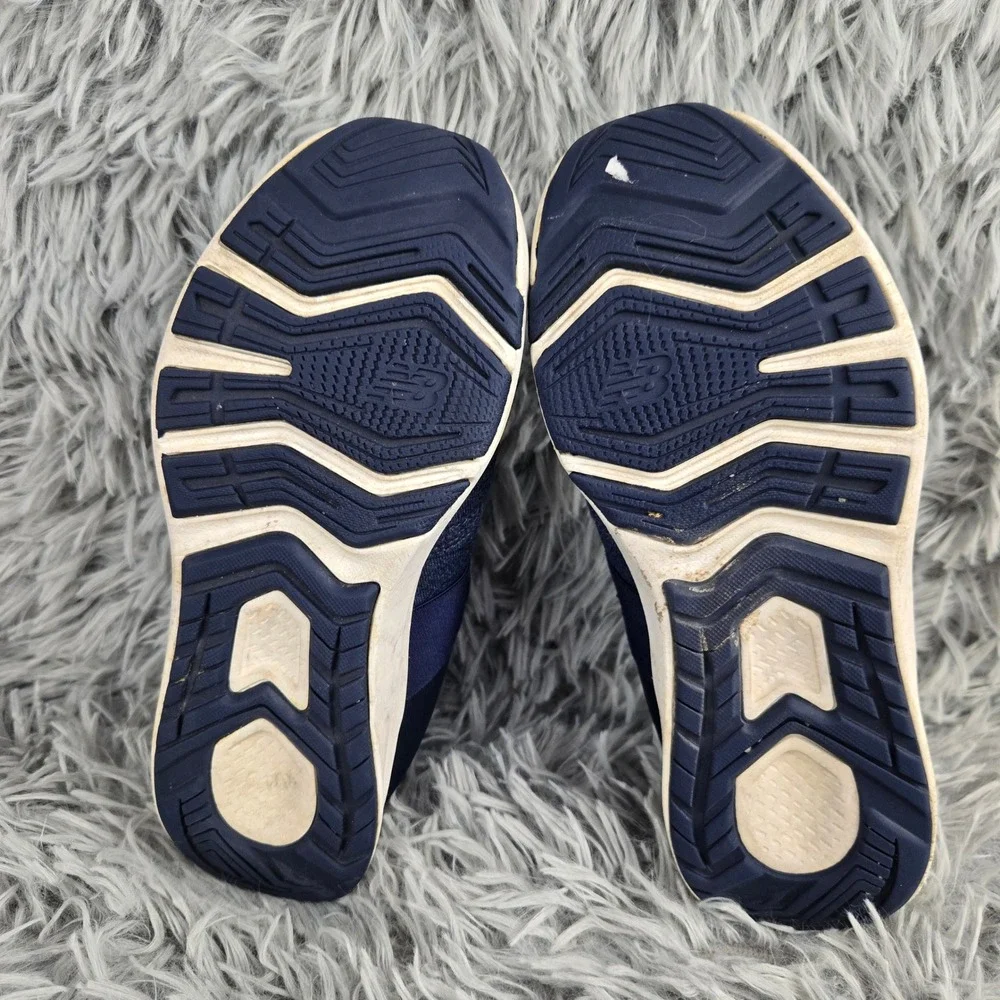 New Balance‎ FuelCore Nergize Kids Size 1Y Navy Blue Pink GSNCYNB Sneakers